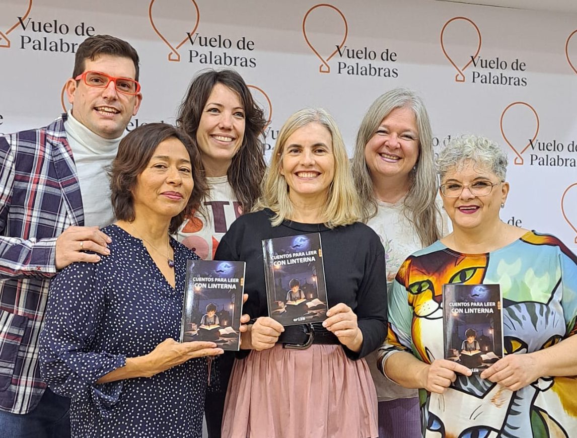 presentación libro Cuentos para leer con linterna